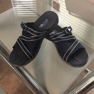 Skechers Womens 8 Reggae Adventure Outdoor Lifestyle Navy Sandals Slides 56196S